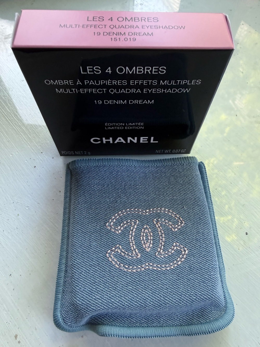 Chanel LES 4 OMBRES DENIM DREAM - Picture 7 of 9